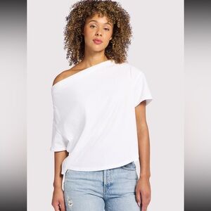 nuuds White Off-Shoulder Short Sleeve Tee